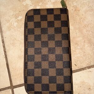 Checkered Wallet